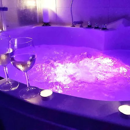 Dmg - 'large, Luxurious Ground Floor' 公寓 *