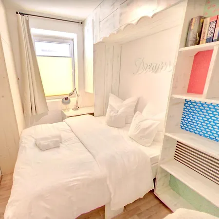 Dmg - 'large, Luxurious Ground Floor' * 富尔普梅斯