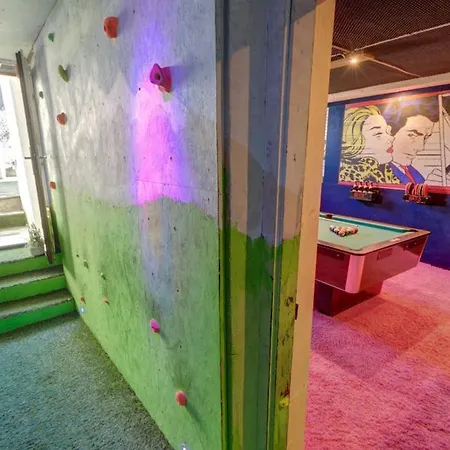 Dmg - 'large, Luxurious Ground Floor' 公寓 *