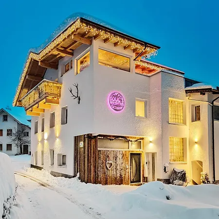 Apartmán Mountain Getaway - Luxury Ground Floor Stubai Super Card