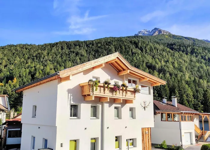 아파트 Dmg - 'large, Luxurious Ground Floor' 플메스